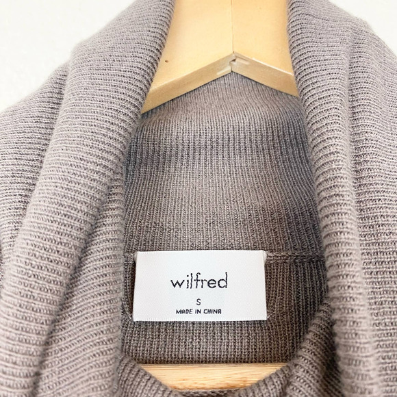 Aritzia Wilfred Rebecca Cropped Turtleneck Sweater Size S - Picture 7 of 11